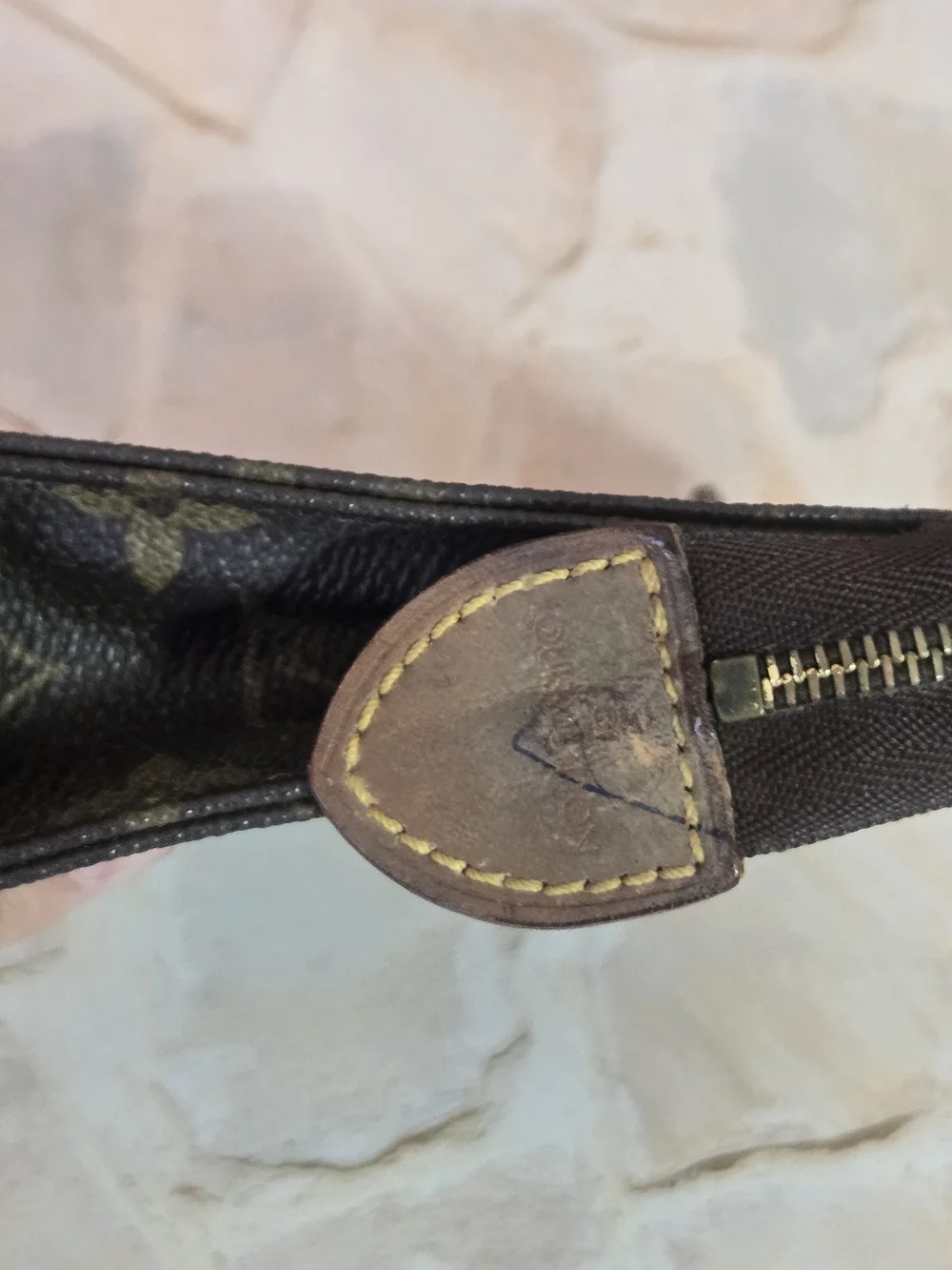 Vintage Louis Vuitton Monogram Toiletry Pouch 15 (Poche Toilette)
